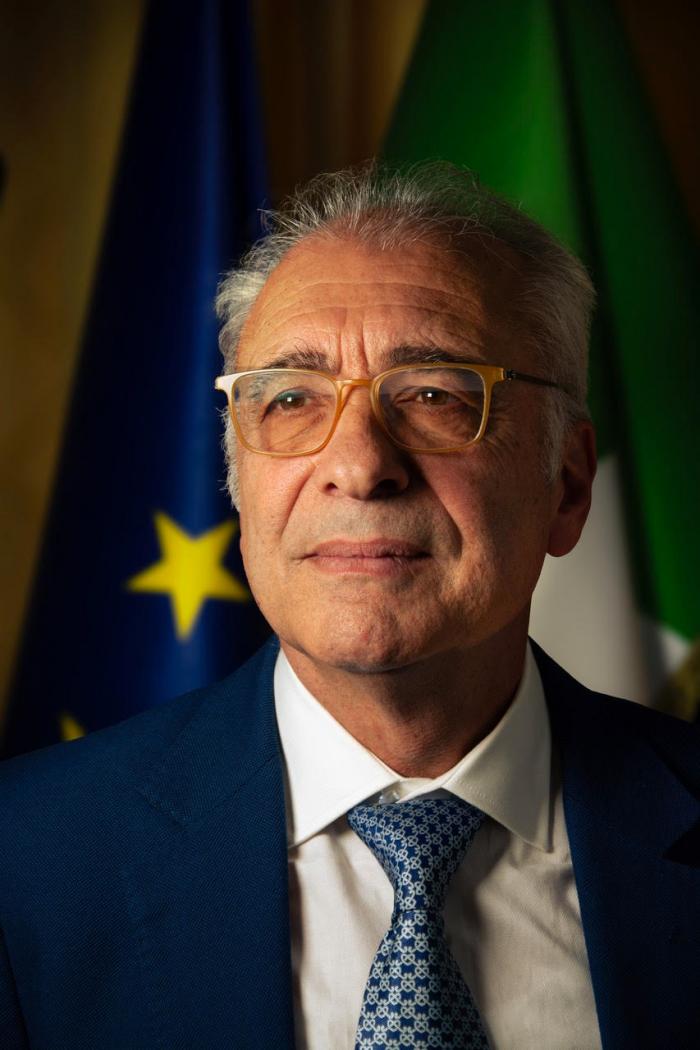 sindaco senza fascia
