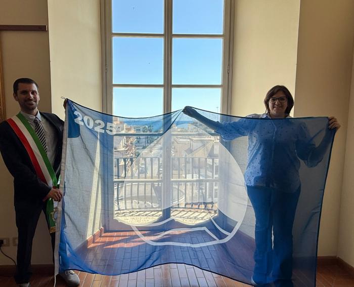 bamdiera blu 2025
