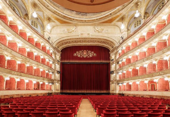 Opera