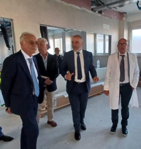 Il sopralluogo in ospedale 