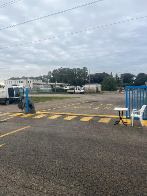 Centro di raccolta rifiuti - via Goldoni