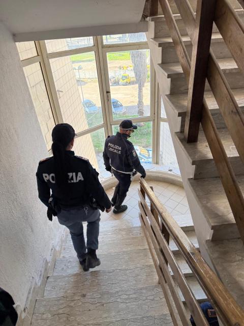 L'operazione congiunta tra Polizia locale e di Stato