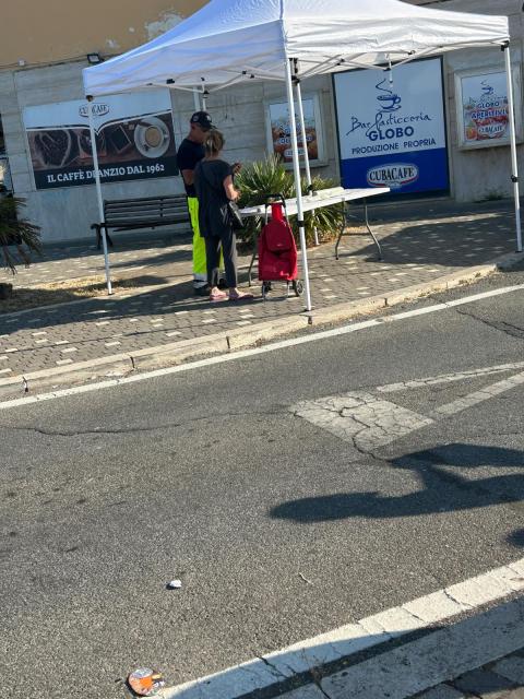 I banchi informativi di Aet nei mercati