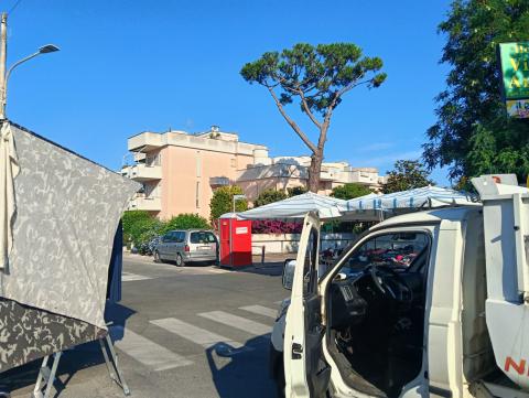 I banchi informativi di Aet nei mercati