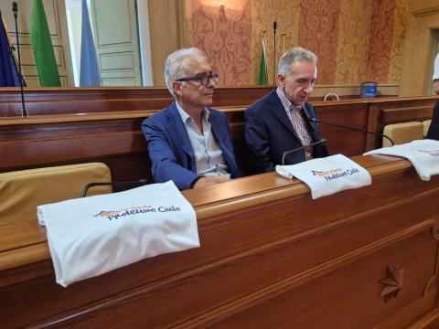 Il sindaco Aurelio Lo Fazio e l'assessore Catello Somma