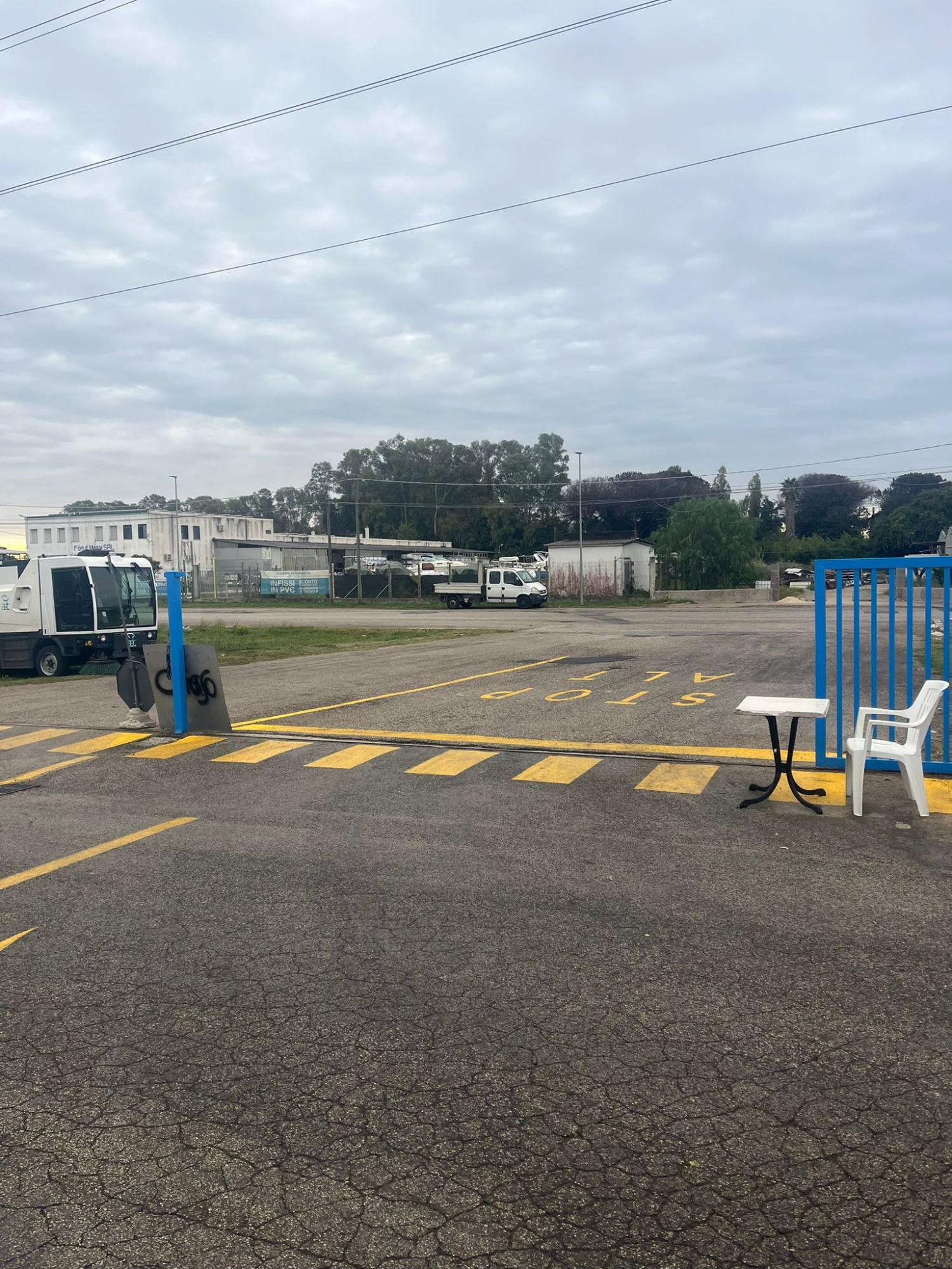 Centro di raccolta rifiuti - via Goldoni