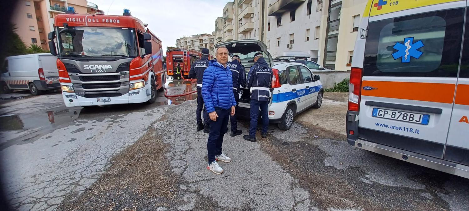 Incendio in Corso Italia, attivato il Coc