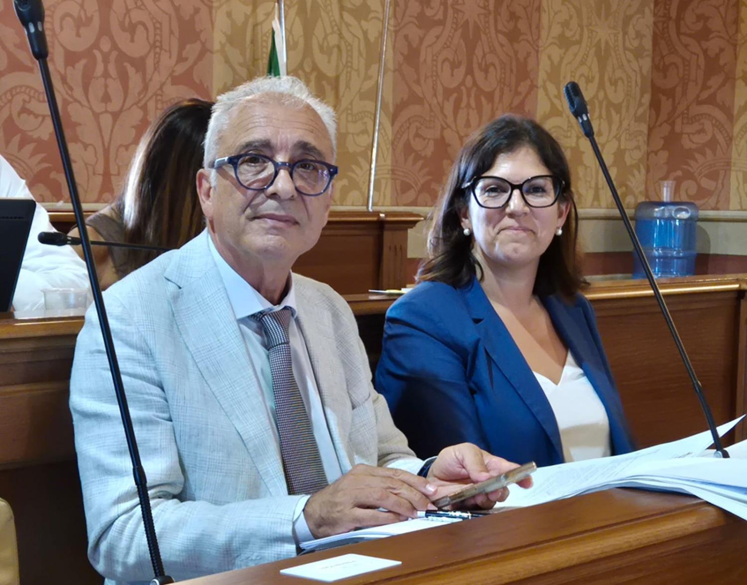 Il sindaco, Aurelio Lo Fazio, e l'assessore Valentina Corrado